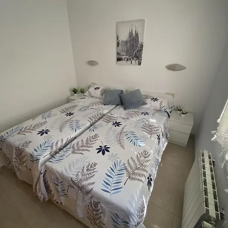 Spacious, Sunny In Close To The Center And The Beach Blanes